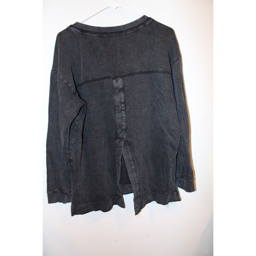 Anthropologie Pilcro Split Hem Tunic Distressed Sweatshirt size medium - Picture 2 of 10